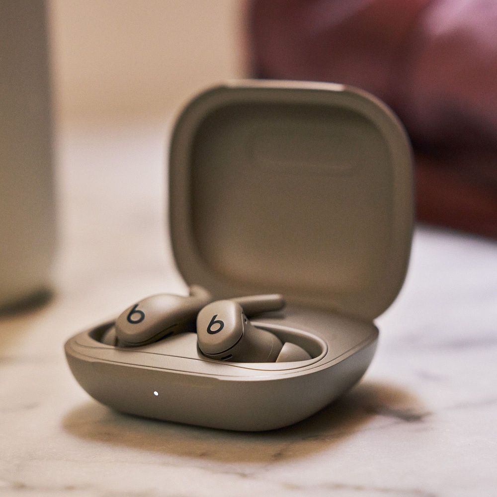 Беспроводные наушники Beats Powerbeats Fit Gravel Gray