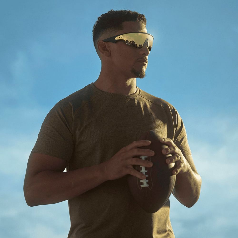 Умные очки Oakley Meta Vanguard Black / Prizm 24K