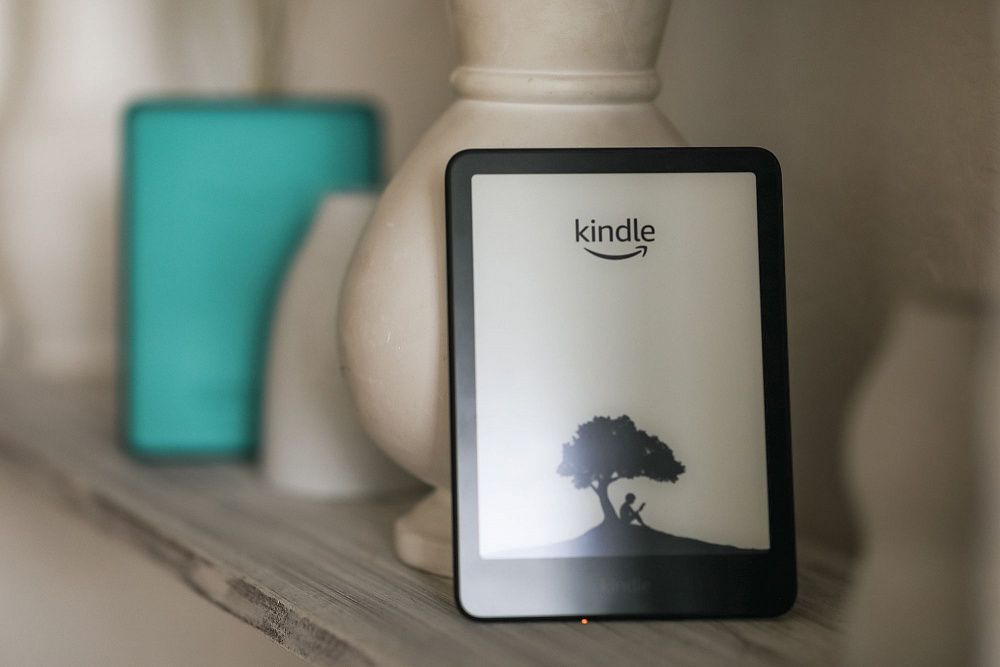 Электронная книга Amazon Kindle PaperWhite 12 32GB Wi-Fi Metallic Jade (Signature Edition)