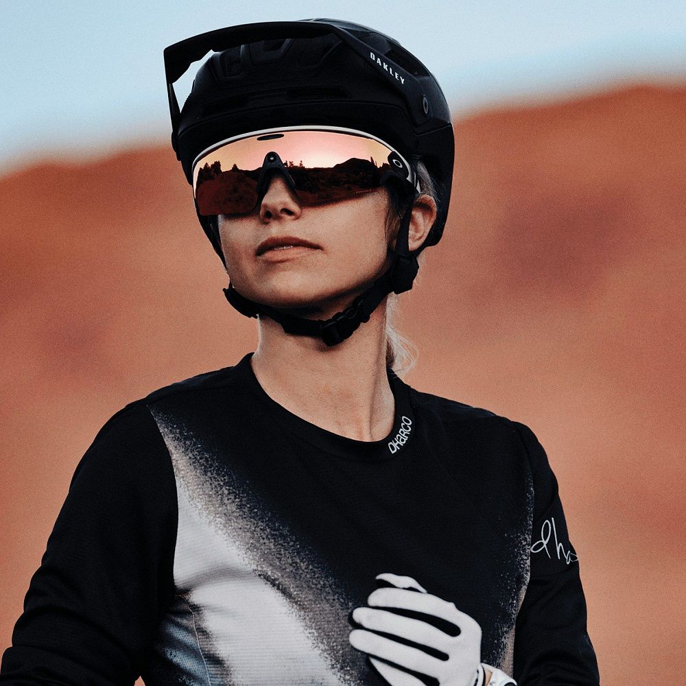 Умные очки Oakley Meta Vanguard White / Prizm Rose Gold